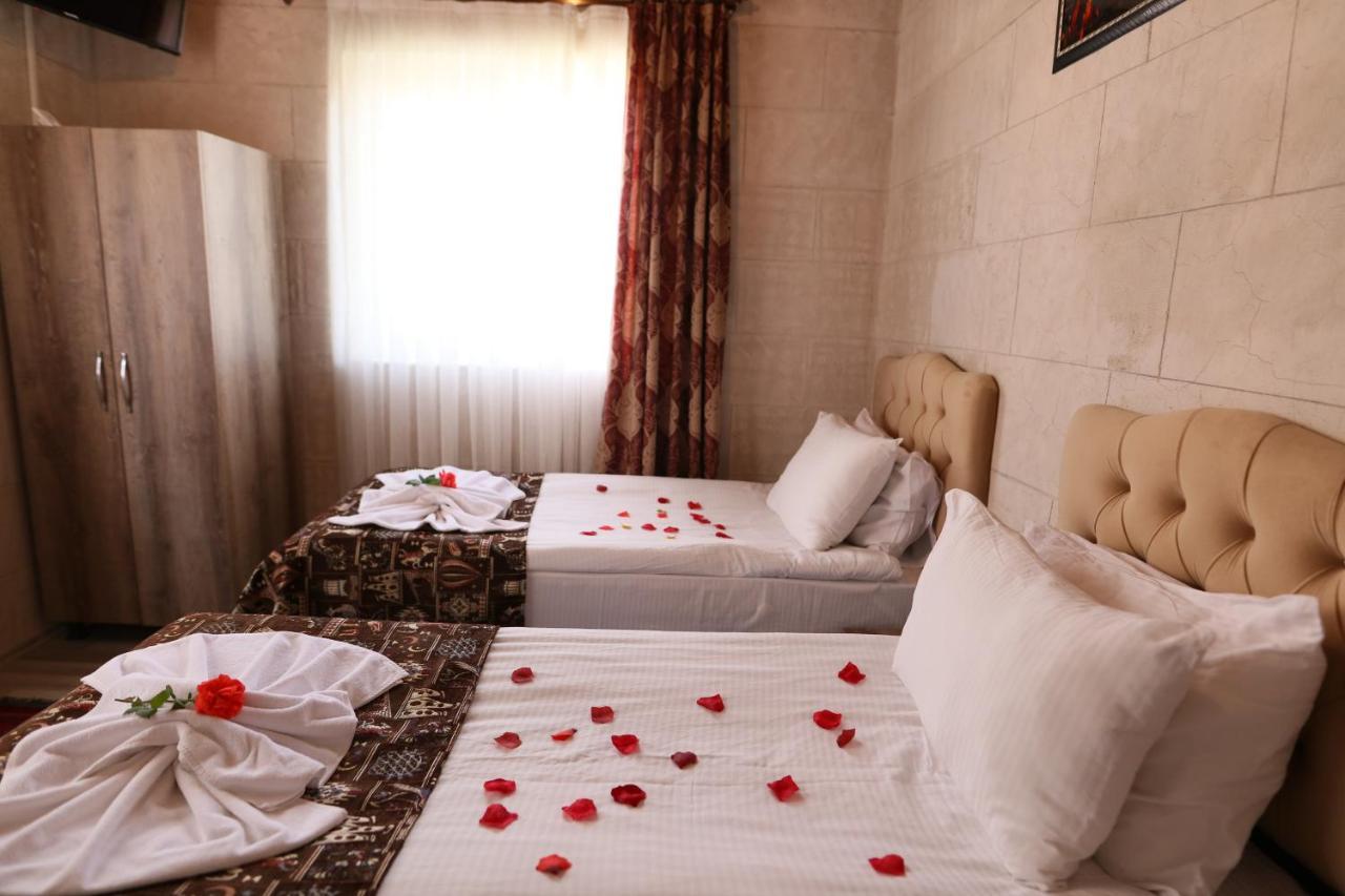 Epoch Stone House Hotel Гьореме Екстериор снимка